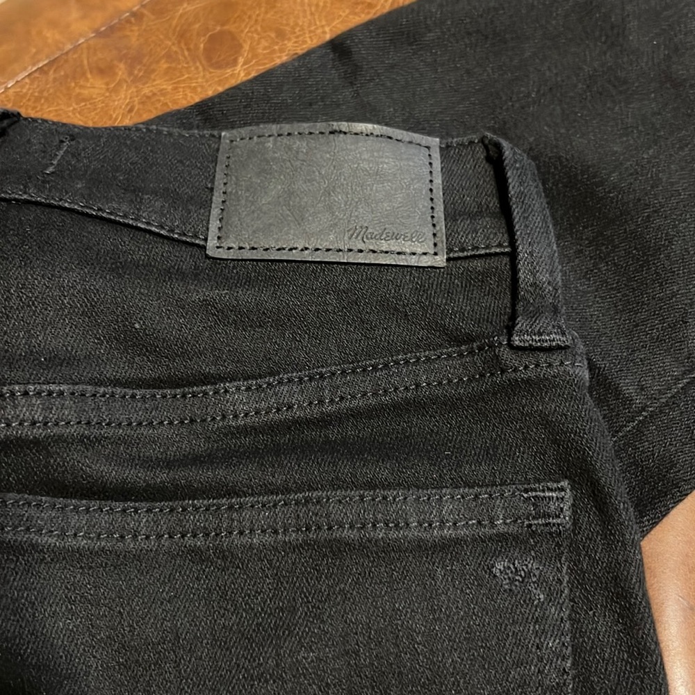 Madewell mid rise kick out jeans black